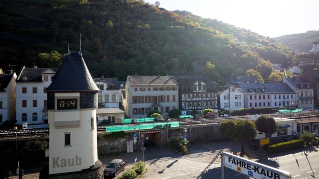 Niedrigwasser: Rheinfähre bei Kaub fährt wieder