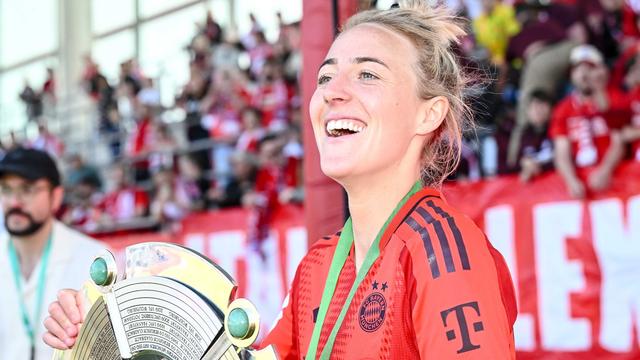 Frauen-Bundesliga: Rückkehrerin Simon neue Kapitänin der Bayer-04-Frauen