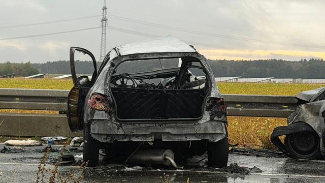 Unfälle: Zwei Tote bei Frontalzusammenstoß im Landkreis Fürth