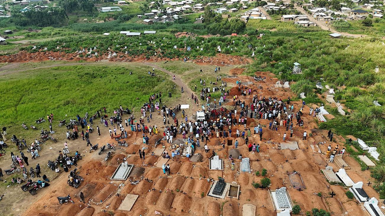 DR Congo Ebola Outbreak: Second Largest Epidemic Ever Recorded After 100 Days