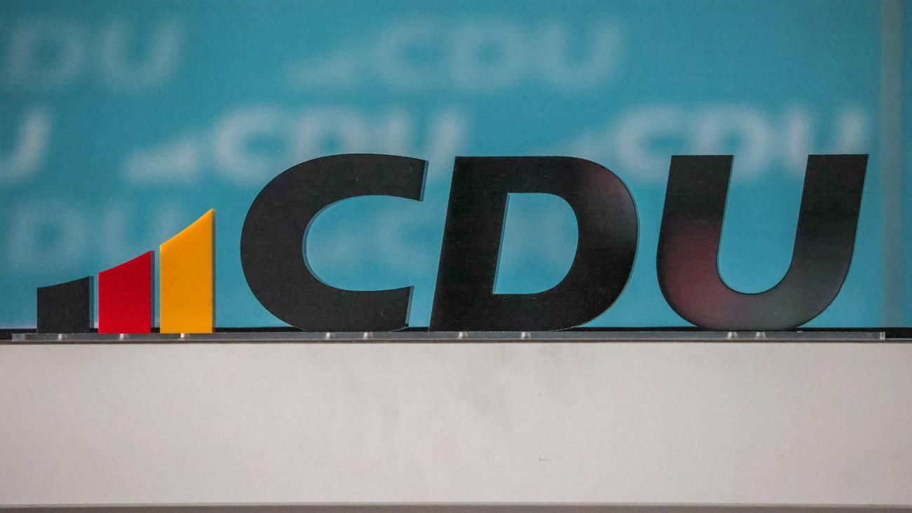 «Natürlich provokant»: Mit «Milf»-Kette in den Stadtrat? Debatte um CDU-Kandidatin