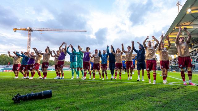 DFB-Pokal 1. Runde: Mit Moral und «alten Hasen»: KSC gelingt der Saisonstart