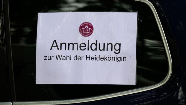 Brauchtum: 76. Heidekönigin in Amelinghausen gesucht
