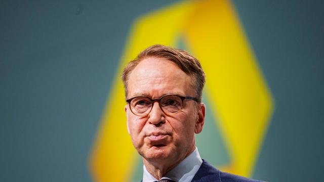 Commerzbank-Aufsichtsratschef: Weidmann: Bund soll vorerst Aktionär bei Commerzbank bleiben