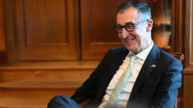 Schwäbische Angewohnheit: Wie Özdemir im Kanzleramt mit dem Lichtschalter kämpfte