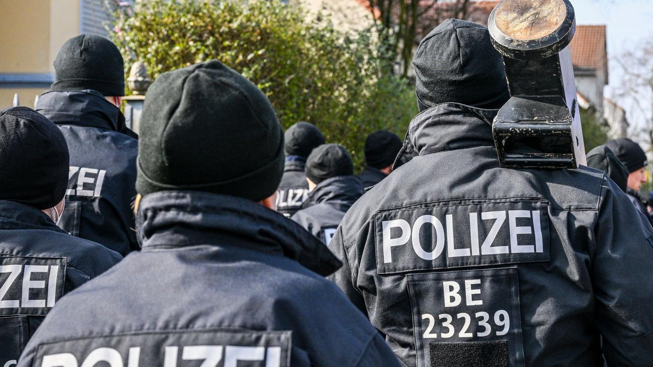 In Niedersachsen: Clankriminalität: Fallzahlen sinken zum dritten Mal in Folge