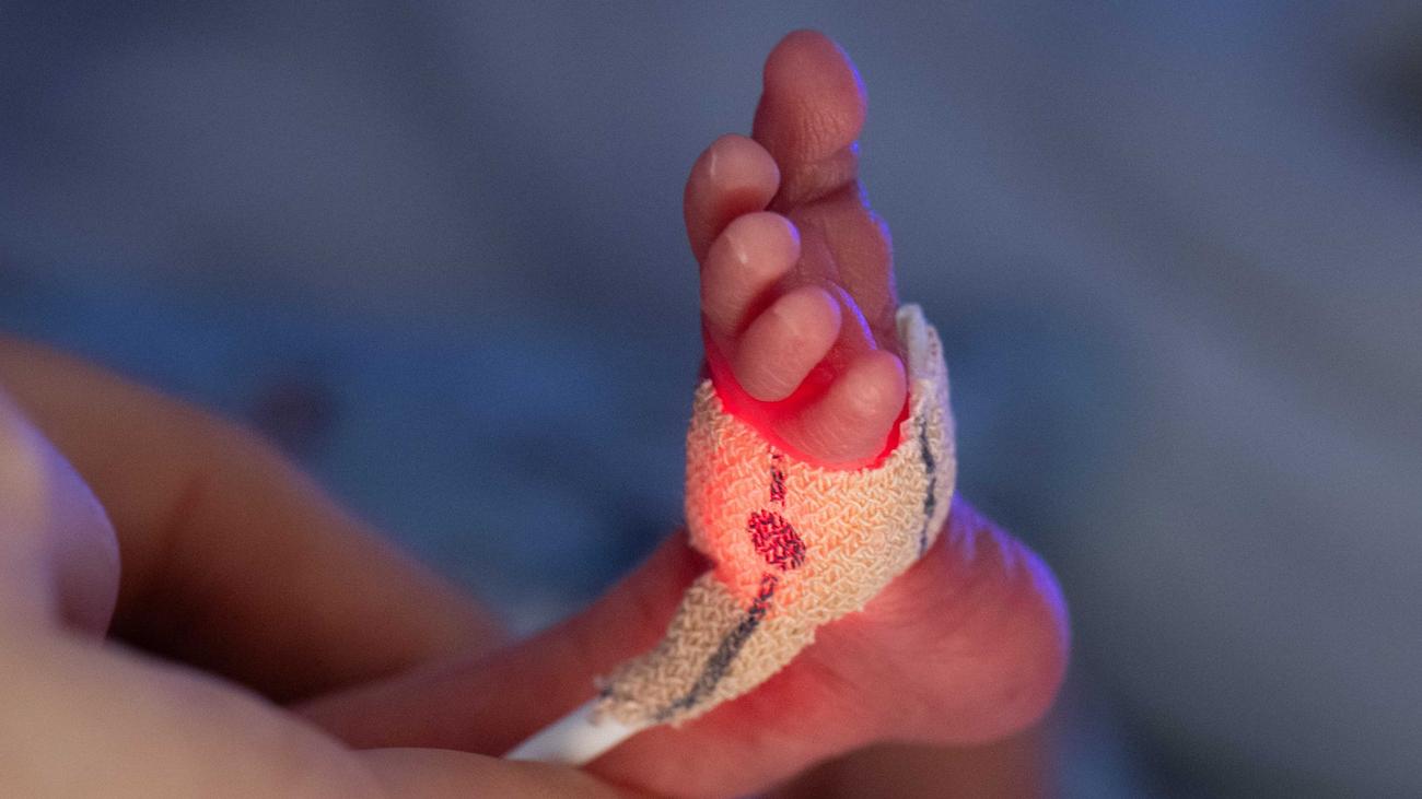 Ermittlungen: Frühchen stirbt in Klinik - Ermittlungen zu Todesumständen