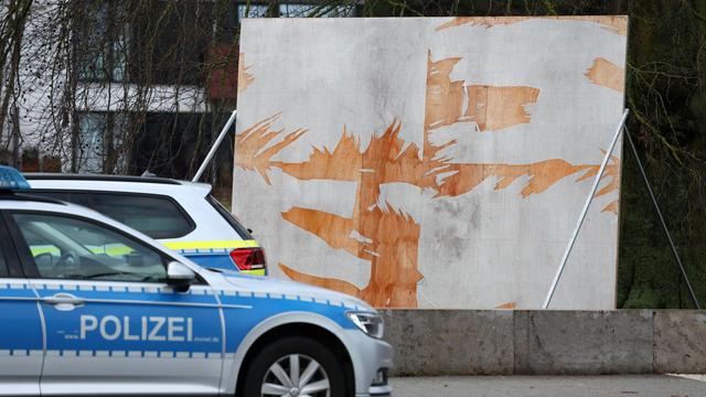 Wahlen: Mehr als 70 beschädigte Wahlplakate in Rostock