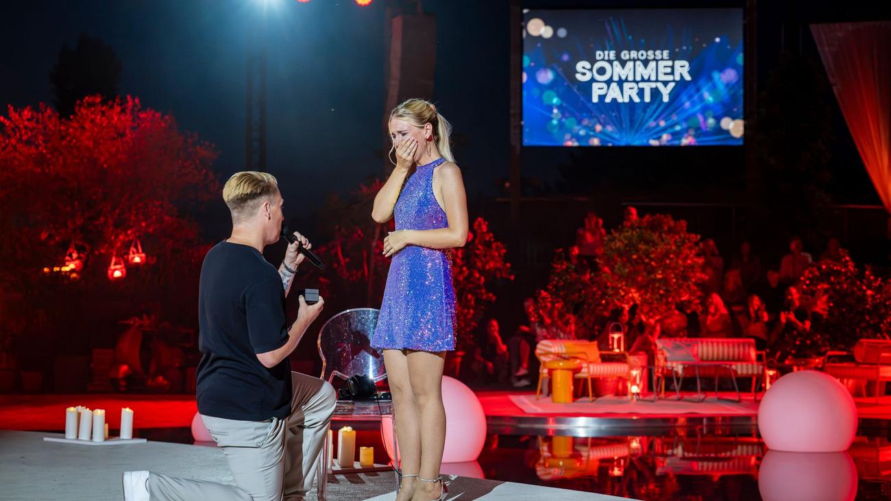 TV-Show im ZDF: Popduo Neonlicht: Heiratsantrag in «Giovanni Zarrella Show»