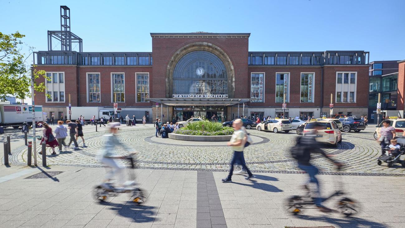 Am Kieler Hauptbahnhof: Taser-Einsatz nach Angriff auf Polizisten