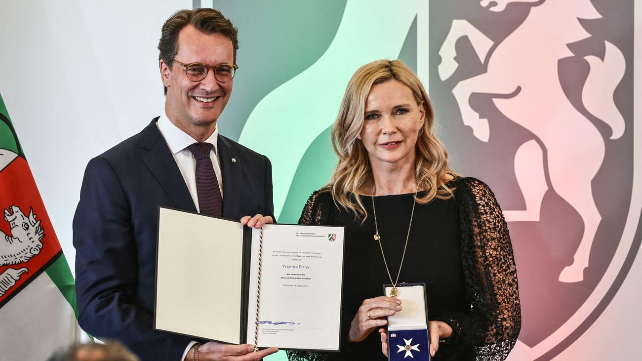 Verdienste für NRW: Veronica Ferres und Franz Müntefering mit NRW-Orden geehrt