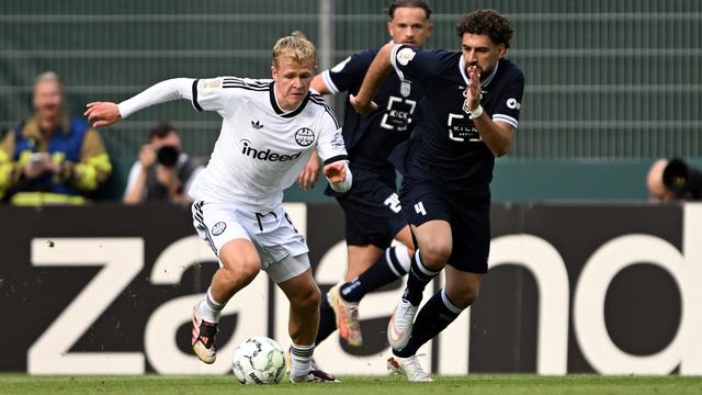 Fußball: Vor Bundesliga-Start: Frankfurts Burkardt weiter krank