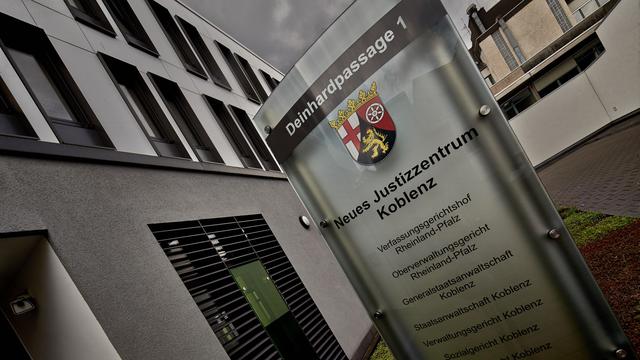 Trotz Kontaktverbot: Frau erstochen – Ex-Mann wegen Mordes angeklagt