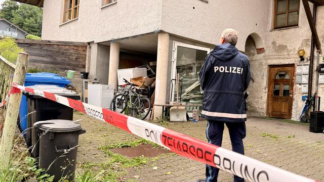 Mehrere Mordmerkmale: Prozess um Dreifachmord beginnt