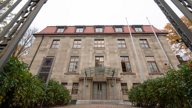 Schießtrainer vor Gericht: Urteil zu Munitionsskandal im LKA teilweise aufgehoben