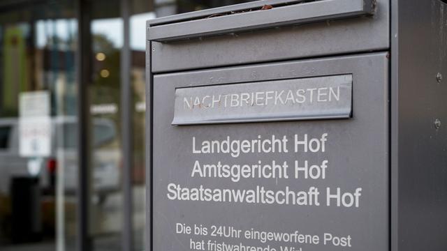 Mann in U-Haft: Kinderheim-Mitarbeiter soll Bub missbraucht haben - Suizid