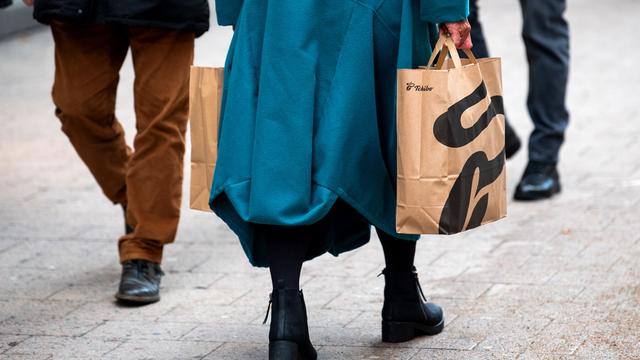 Geschäftszahlen: Tchibo steigert Umsatz, aber Betriebsgewinn sinkt