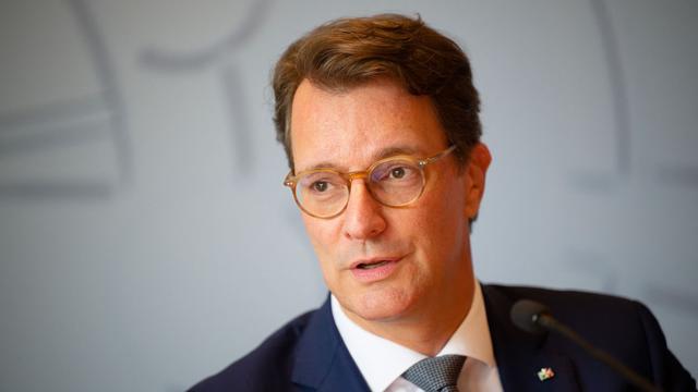 Umgang mit AfD: Wüst fordert Geschlossenheit der CDU vor Wahlen