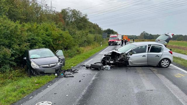 Frontalzusammenstoß: 75-Jährige stirbt nach Unfall im Gegenverkehr