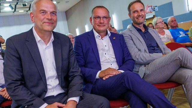 Landtagswahlen: AfD in MV will Polizei-Spezialeinheit für Abschiebung
