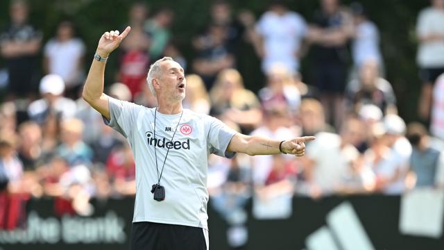 Fußball-Bundesliga: Eintracht vor Saisonstart: Was Hütter erwartet