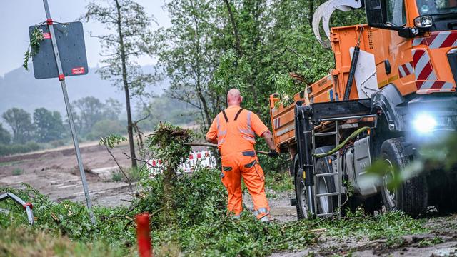 Heruntergefallene Äste: Feuerwehr gibt Entwarnung nach Unwetter im Rems-Murr-Kreis
