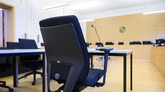 Dresden: Millionen-Betrug mit Solaranlagen: Prozess beginnt