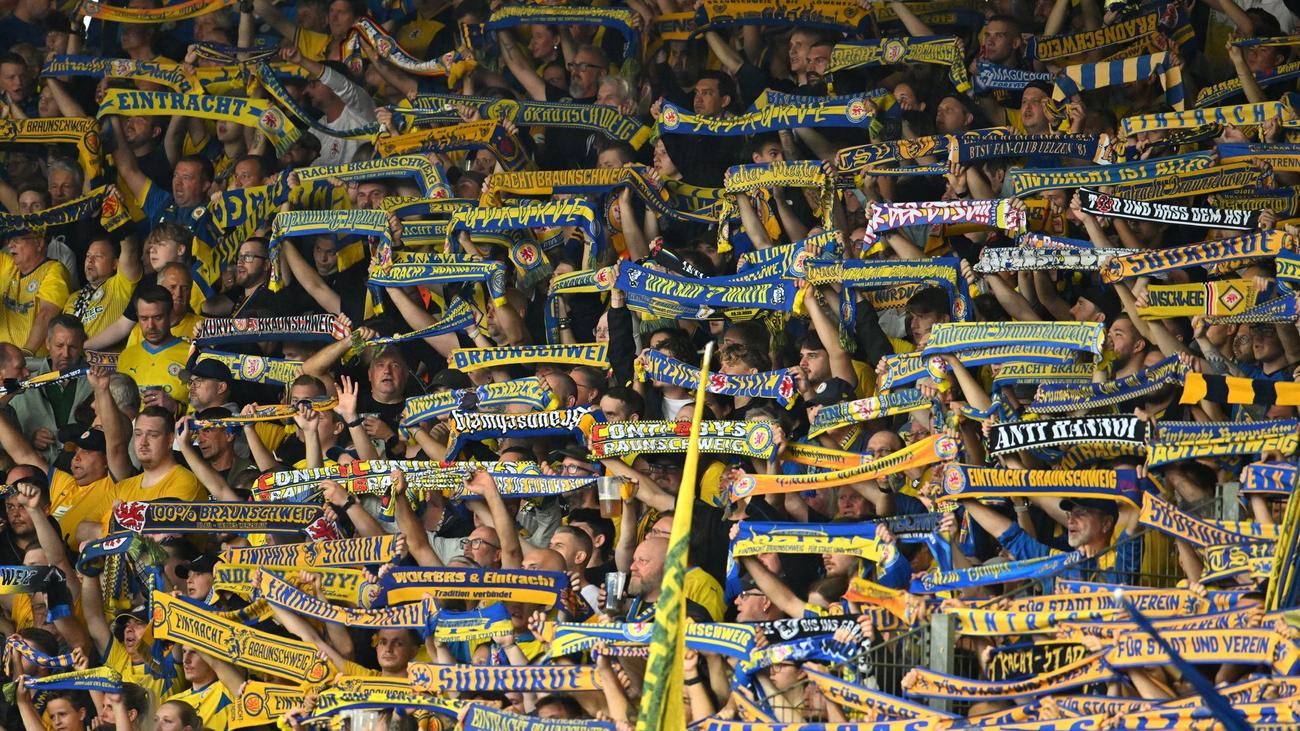 2. Fußball-Bundesliga: Polizei: Sechs Verletzte bei Zweitliga-Spiel in Braunschweig