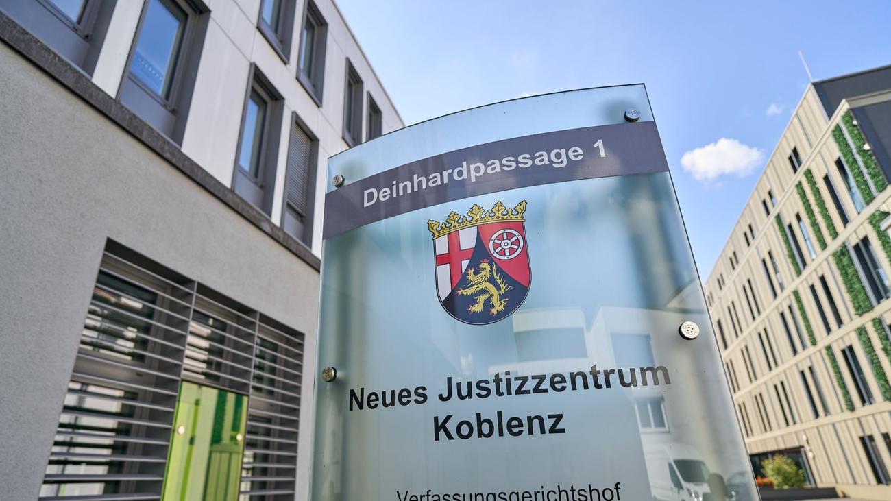 Verfahren: Verfassungsgerichtshof entscheidet über AfD-Klage
