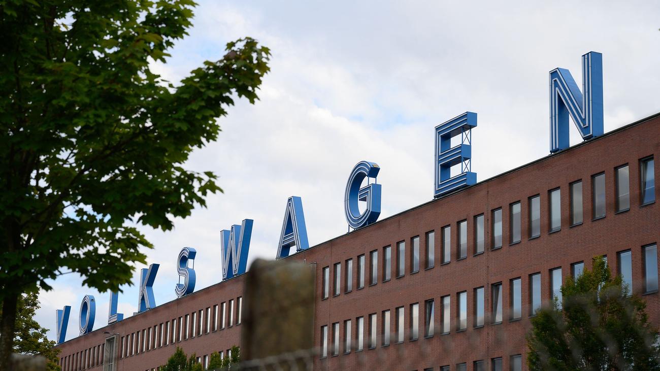 Sorge vor Stellenabbau: Versammlung im VW Werk Kassel: Betriebsrat pocht auf Zusagen
