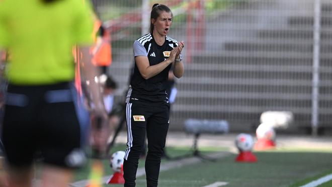 Fußball: Trainerin Marie-Louise Eta musste mit Union die zweite Niederlage hinnehmen. (Archivbild)