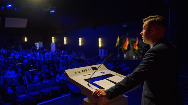 Generation Deutschland: AfD-Jugend feiert Siegmund - Uneinigkeit beim Thema Euro