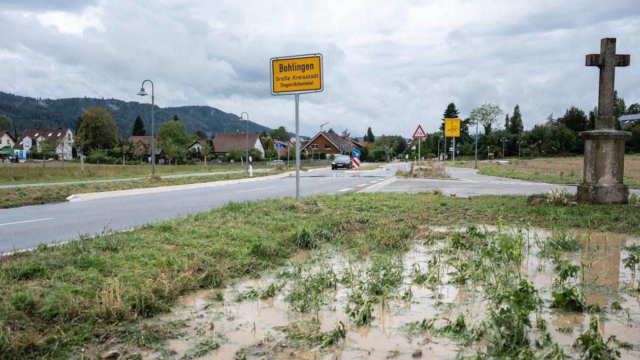 Über 200 Einsatzstellen: Feuerwehr: Aufräumarbeiten nach Unwetter werden Tage dauern