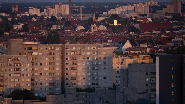 Wohnungsbau in Berlin: Umfrage: Keine Mehrheit für Enteignungen
