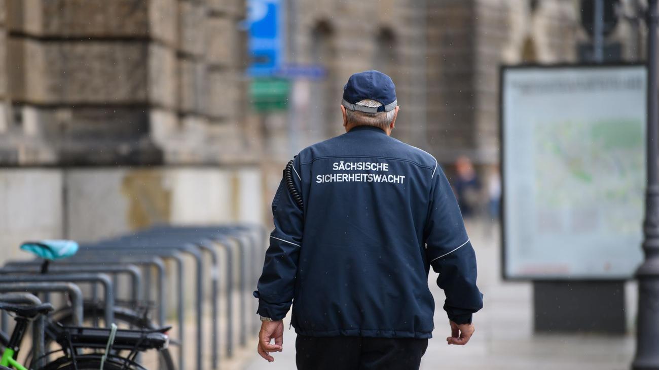 Blick ins Wahlprogramm: Bürgerwacht-Plan: Experte sieht verfassungsrechtliche Fragen