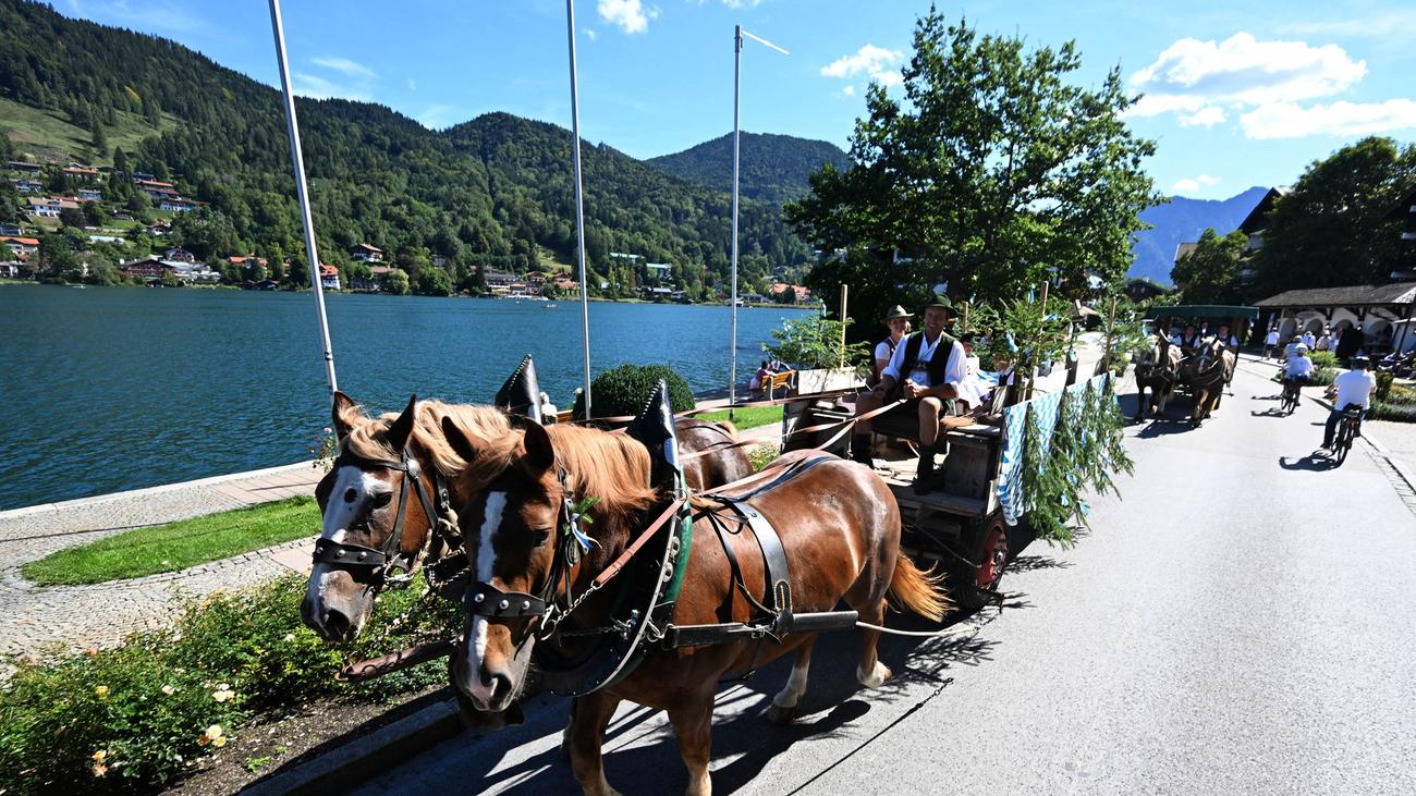 Bayerisches Brauchtum: Das war beim Rosstag am Tegernsee geboten