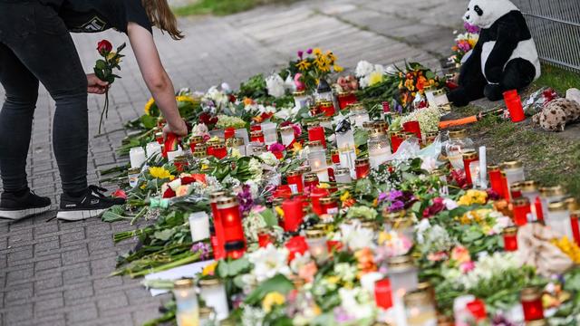 Große Trauer: «Es macht sprachlos»: Gedenken nach der Gewalttat