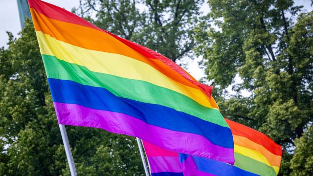 Queere Community: Hunderte bei CSD in Altenburg und Gotha