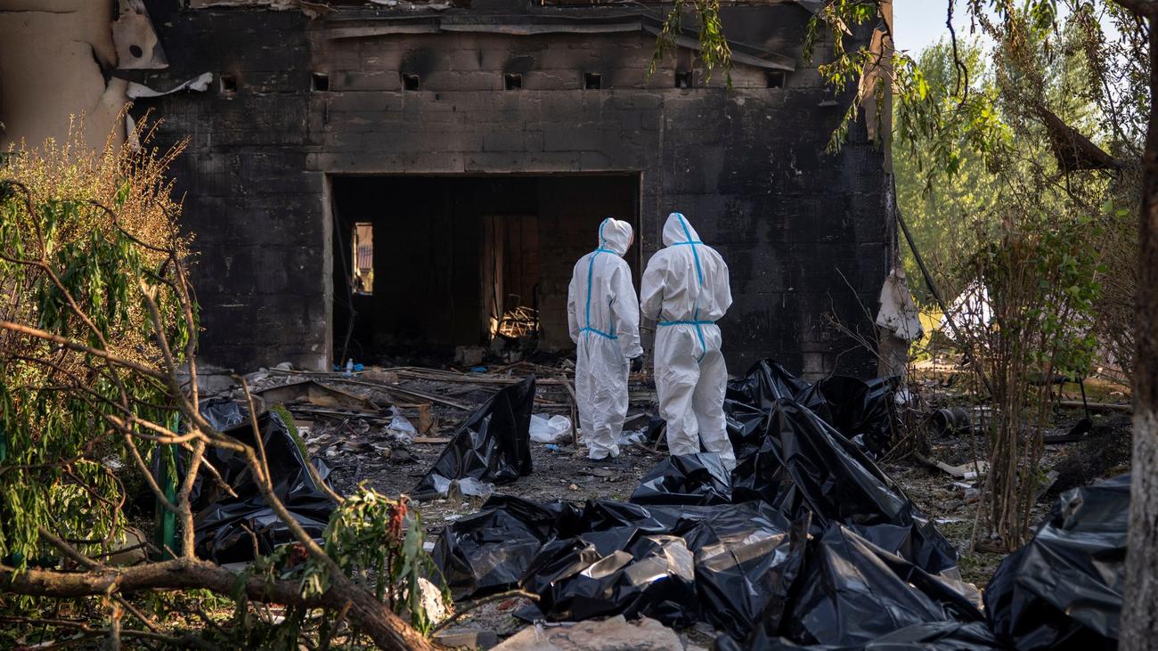 Ukraine-Krieg: Kiew: Suche nach Vermissten nach Angriff auf Munitionslager