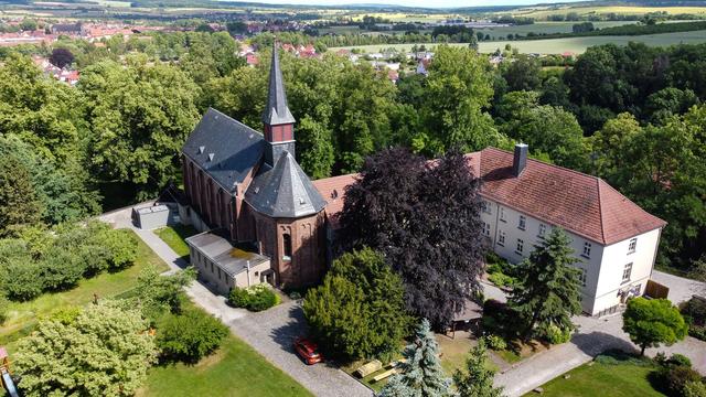 Kirche: Klosterkirche Kerbscher Berg nach Umbau wiedereröffnet