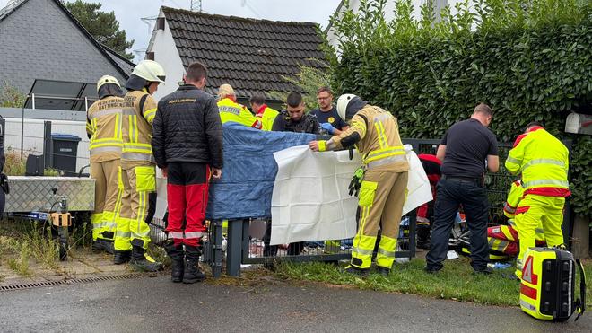 Kriminalität: Die Mordkommission ermittelt nach Fund eines Schwerverletzten.