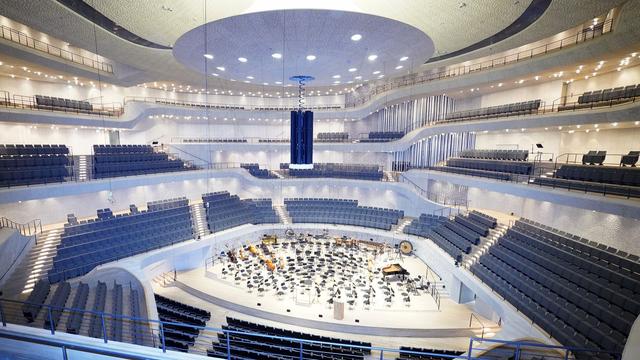 Elbphilharmonie Opens Anniversary Season With Beethoven
