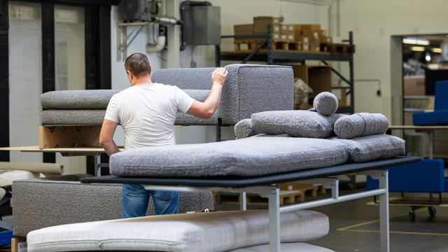 Unternehmen: Möbelbranche in der Krise: Umsätze sinken im ersten Halbjahr
