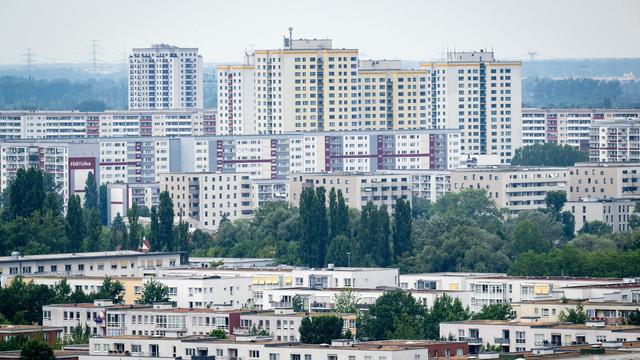 Häufiger armutsgefährdet: Ruhestand im Osten: Weniger Eigentum und kleineres Einkommen