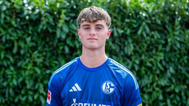 Fußball: Schalke verleiht Talent Leonard an Alemannia Aachen