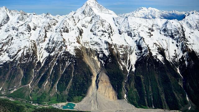 Gefahr auch in Europa: Verheerende Sturzflut - Welche Risiken bergen die Alpen?