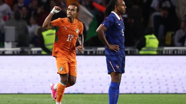 Fußball: Vertrag bis 2031: Bayer holt deutschen WM-Gegner Doué