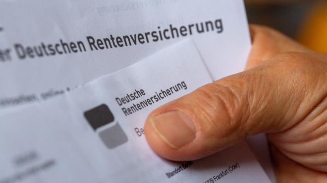 Altersrente: Mehr Rentner erhalten Grundrente. (Symbolbild)