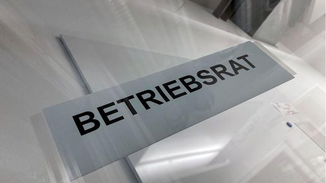 Mitbestimmung im Betrieb: Arbeitgeber: Mitwirkung von Betriebsräten auf den Prüfstand