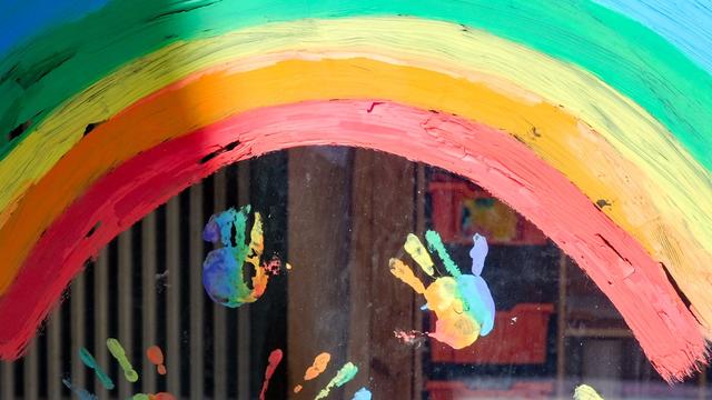 Auf dem Weg zur Grundschule: Prien: Kita-Gesetz als «Gamechanger» für frühe Bildung